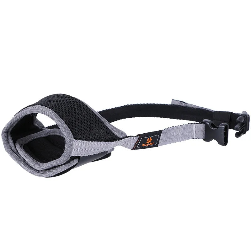 Muzzle detail view